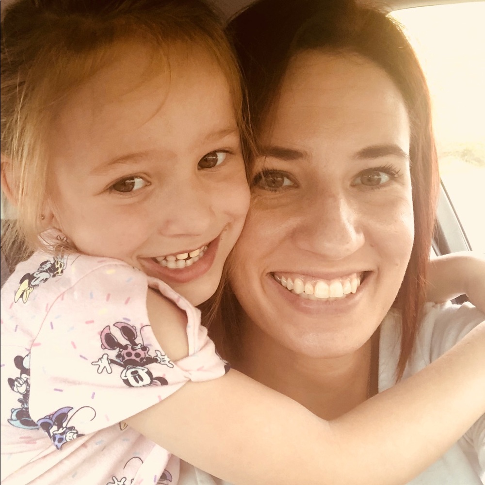 Meet your Posher, Danielle